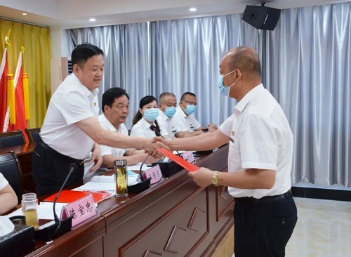 集團(tuán)召開(kāi)創(chuàng)建全國(guó)文明典范城市暨 省級(jí)文明單位工作動(dòng)員大會(huì)